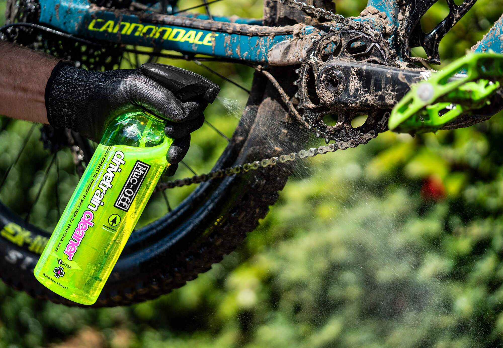 muc-off drivetrain cleaner