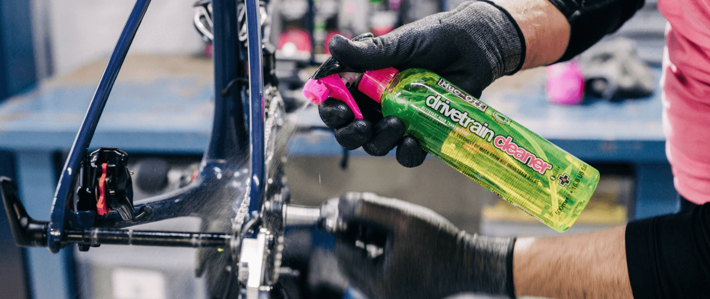 Przygotowanie łańcucha rowerowego na sezon